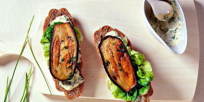 Рецепт Бутерброда с жареным баклажаном