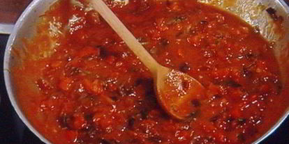 Шаг 3: бутерброда с жареным окунем под соусом рататуй