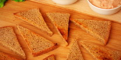 Шаг 1: бутербродов с икрой минтая