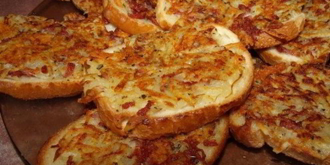 Рецепт бутербродов с колбасой на сковороде