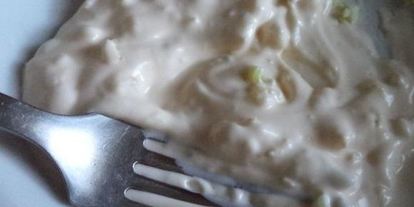 Шаг 5: бутербродов со шпротами с черным хлебом и чесноком