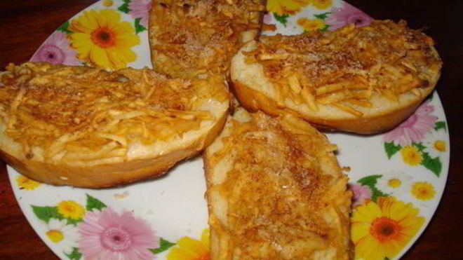 Рецепт Горячих бутербродов с яблоком и корицей