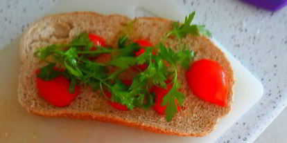 Шаг 2: горячего бутерброда с помидорами