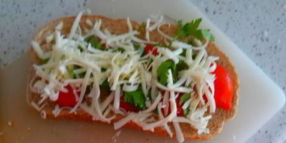 Шаг 3: горячего бутерброда с помидорами