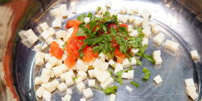 Шаг 1: чебурека с брынзой