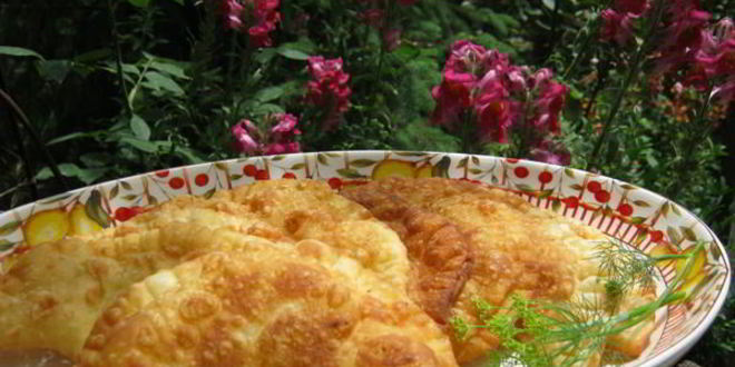 Рецепт Чебуреков с картофелем и сыром