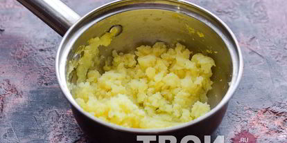 Шаг 3: чебуреков с картошкой