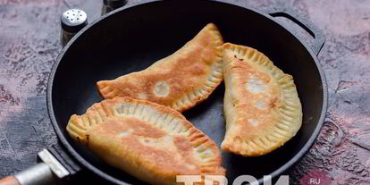 Шаг 6: чебуреков с картошкой