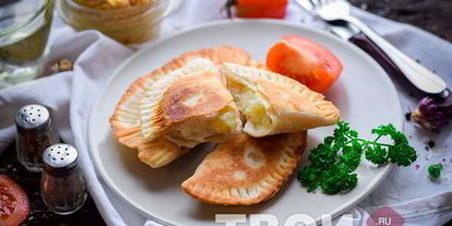 Шаг 8: чебуреков с картошкой