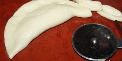 Шаг 7: чебуреков с курицей и кислым яблоком на кефире