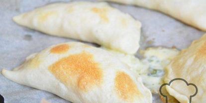 Шаг 10: чебуреков с сыром и зеленью