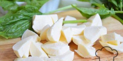 Шаг 5: чебуреков с сыром и зеленью