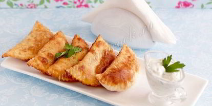 Шаг 11: чебуреков с творогом и зеленью