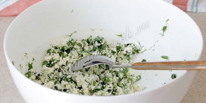 Шаг 5: чебуреков с творогом и зеленью