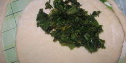 Шаг 2: чебуреков с зеленью