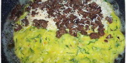 Шаг 2: кабачковых чебуреков