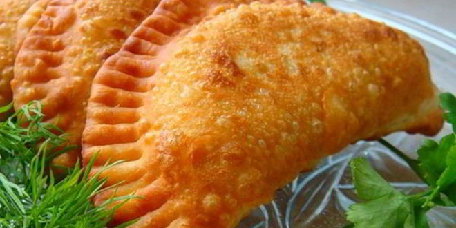 Рецепт Хрустящих чебуреков с мясной начинкой