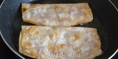 Шаг 8: ленивых чебуреков из лаваша