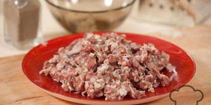 Шаг 1: мясных чебуреков