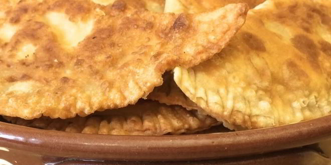 Рецепт Теста для чебуреков на холодной воде