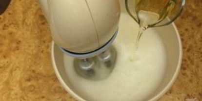 Шаг 1: теста для чебуреков на холодной воде