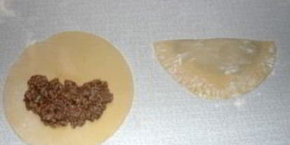 Шаг 2: вкусных чебуреков с мясом