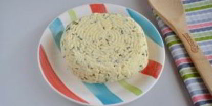 Шаг 8: домашнего сыра с зеленью и тмином