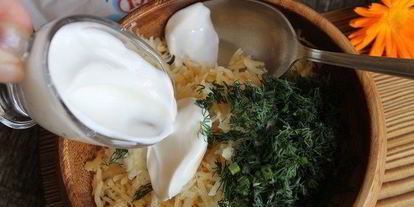 Шаг 5: фаршированных крабовых палочек