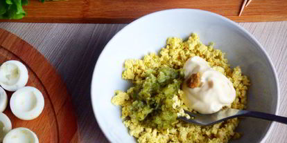 Шаг 3: фаршированных перепелиных яиц