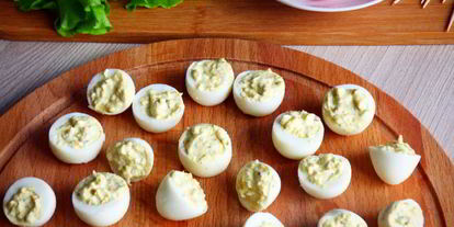 Шаг 4: фаршированных перепелиных яиц