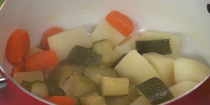 Шаг 3: фаршированных яиц ассорти и овощное пюре