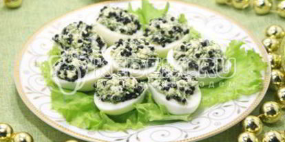 Шаг 7: фаршированных яиц с икорно-горчичного начинкой