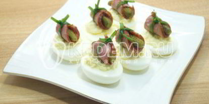 Шаг 6: фаршированных яиц зимняя закуска