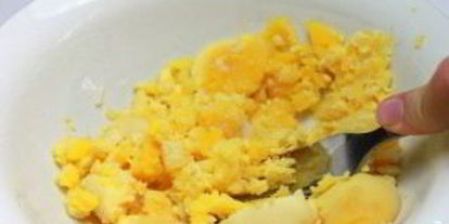 Шаг 4: яйца, фаршированные горчицей