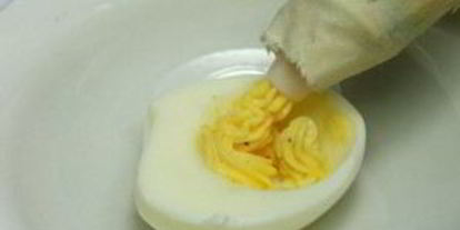 Шаг 6: яйца, фаршированные горчицей