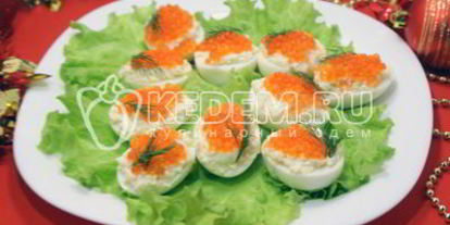 Шаг 7: яиц фаршированных икрой