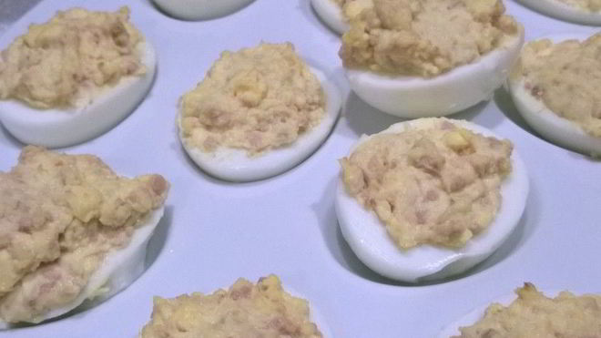 Рецепт Яиц фаршированных консервой