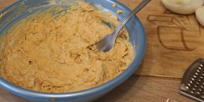 Шаг 2: яиц фаршированных паштетом из утиной печени