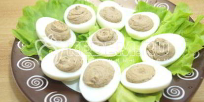 Шаг 6: яиц фаршированных печенью