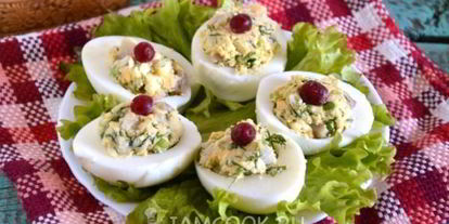 Шаг 6: яиц, фаршированных сельдью с горчичной заправкой