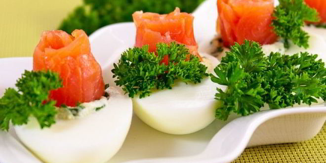 Рецепт яиц, фаршированных семгой