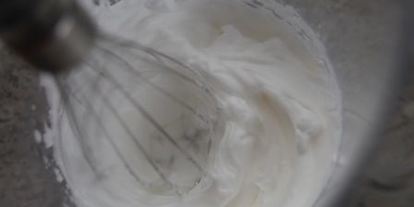 Шаг 1: яиц, фаршированных суфле из семги и красной икры