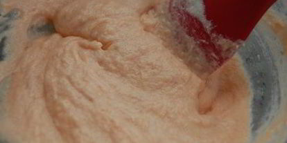 Шаг 2: яиц, фаршированных суфле из семги и красной икры