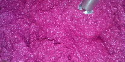 Шаг 2: яиц, фаршированных свекольно-селедочным паштетом