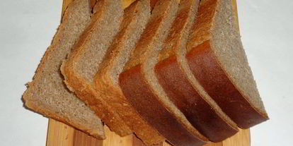 Шаг 1: гренков из черного хлеба с печенью и яйцом