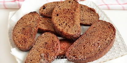 Шаг 5: гренков из черного хлеба с сыром и яйцом