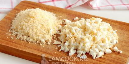 Шаг 7: гренков из черного хлеба с сыром и яйцом