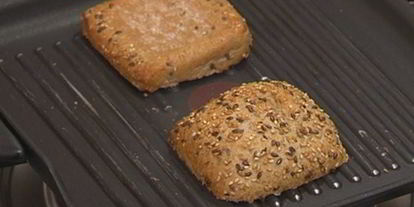 Шаг 8: гренков с баклажанами и моцареллой