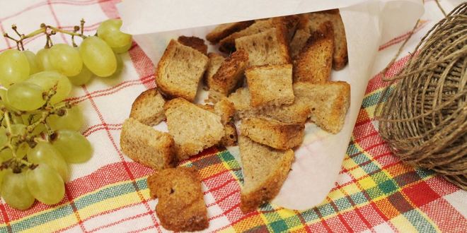 Рецепт гренков с чесноком в духовке