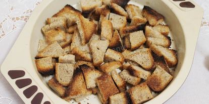 Шаг 5: гренков с чесноком в духовке